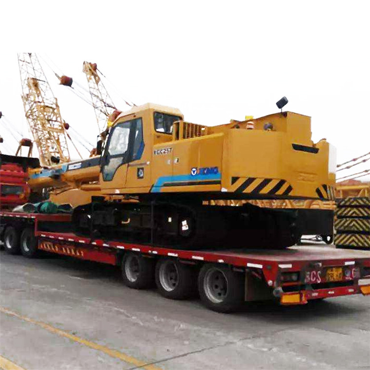 XCMG Official Hoist Equipment 55 ton telescopic crawler crane XGC55T crane crawler price